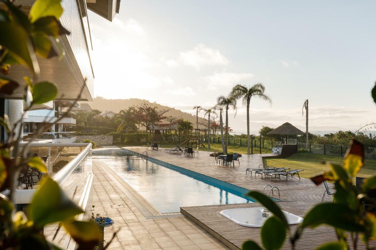 Apartamento Com 4 Suites Pe Na Areia Florianopolis Bagian luar foto